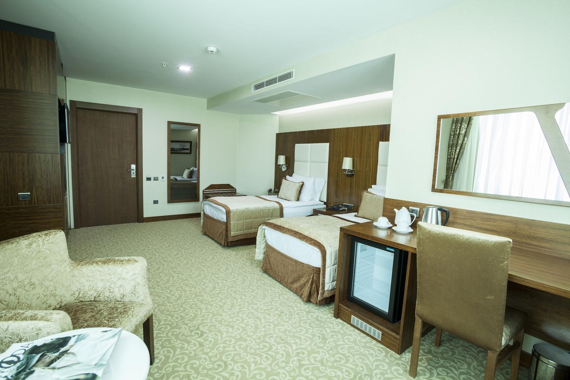 Vivaldi Ce Gold Hotel Анкара Екстериор снимка