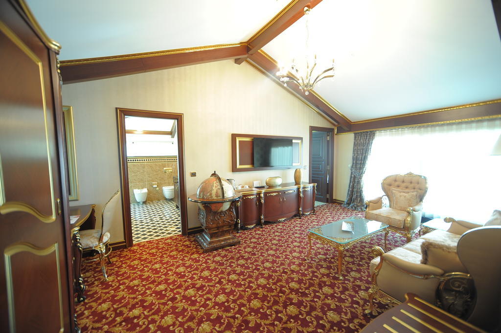 Vivaldi Ce Gold Hotel Анкара Екстериор снимка